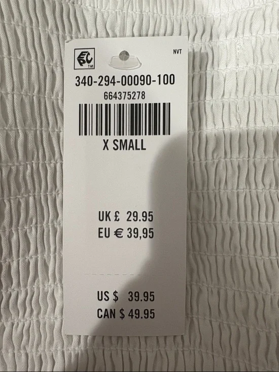 Hollister White Button Down short sleeve Blouse NWT - Picture 3 of 3